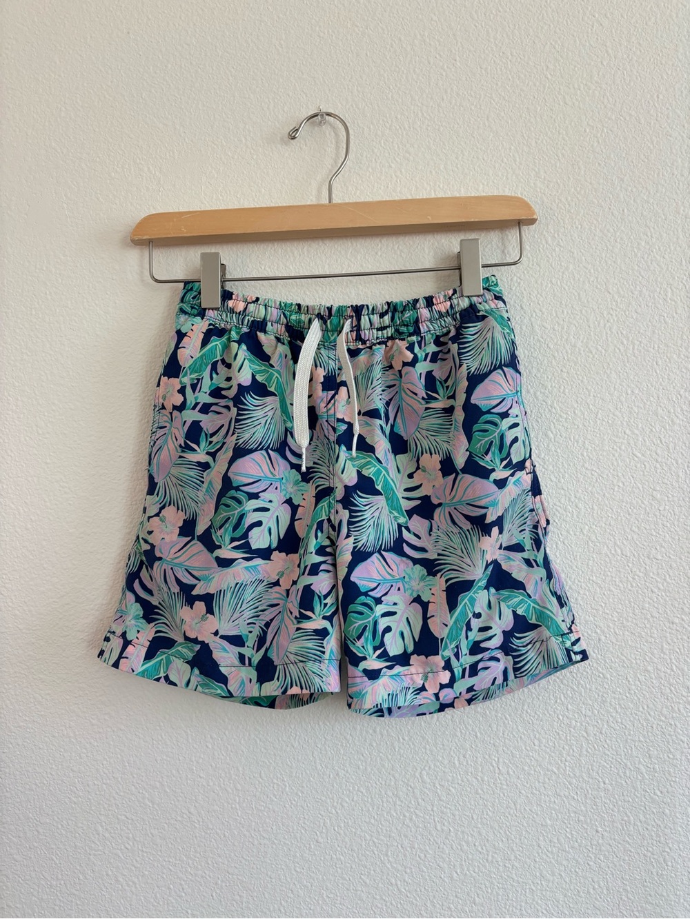 Chubbies swim trunks Night Faunas youth size 8/9